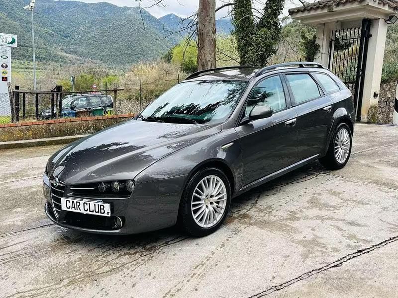 Usata Alfa Romeo 159 Distinctive 150 CV (110 kW) 2007 Bronzo Station wagon