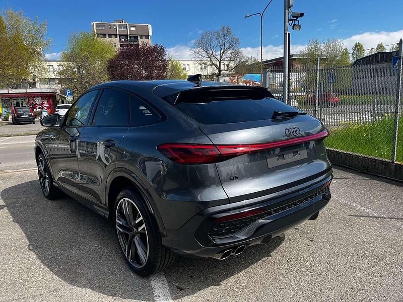 Nuova Audi Q5 S-Line 204 CV (150 kW) 2026 Nero SUV