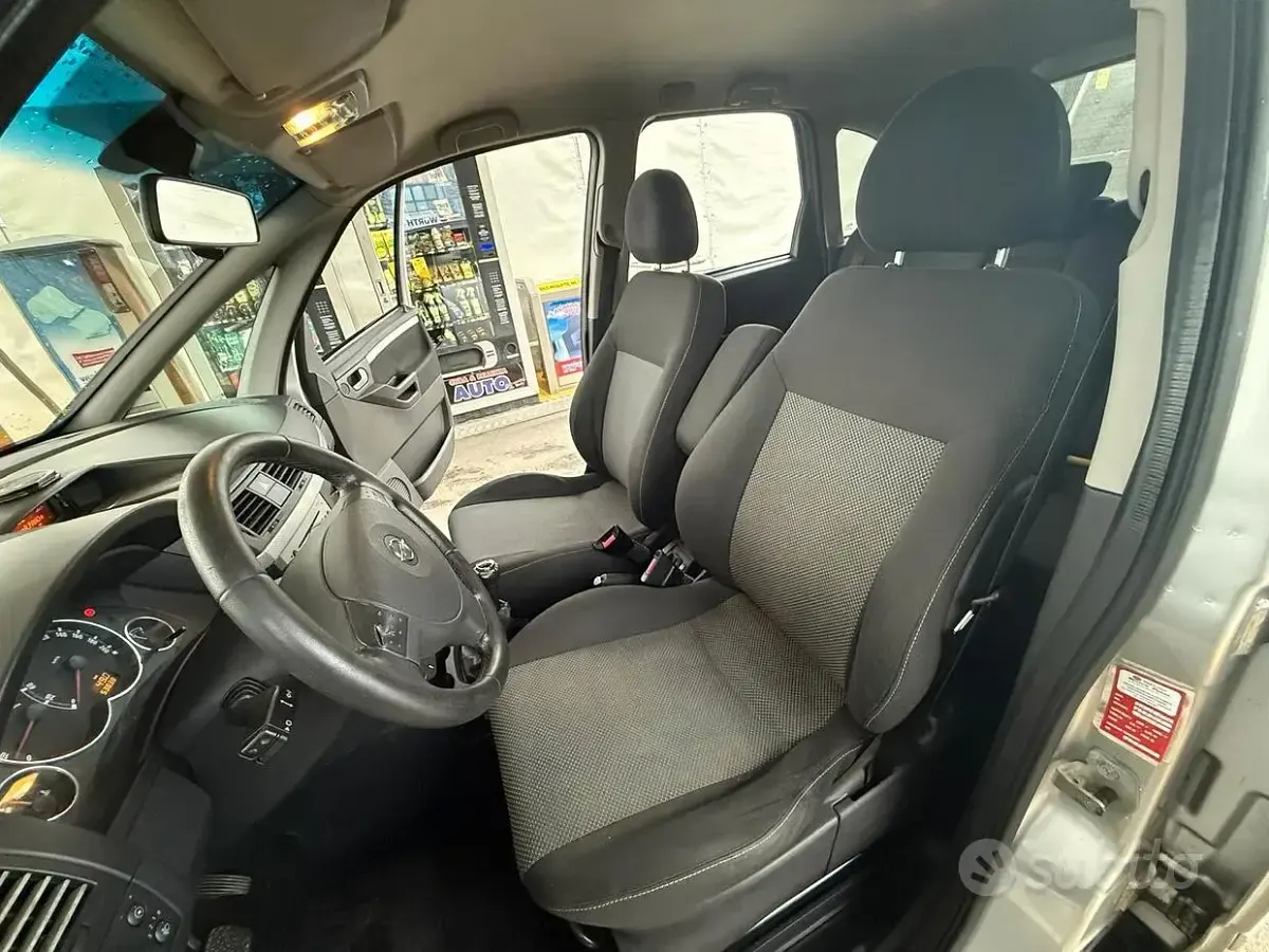 Usata Opel Meriva 75 CV (55 kW) 2008 Grigio Monovolume