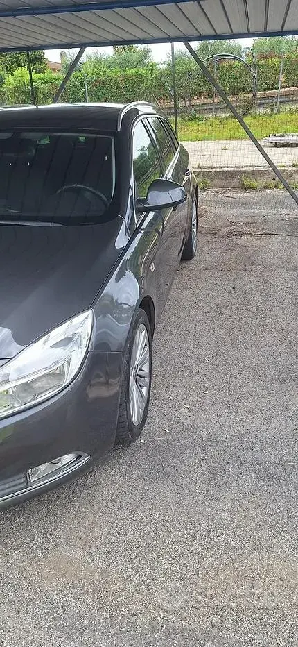 Usata Opel Insignia 160 CV (117 kW) 2012 Grigio Station wagon