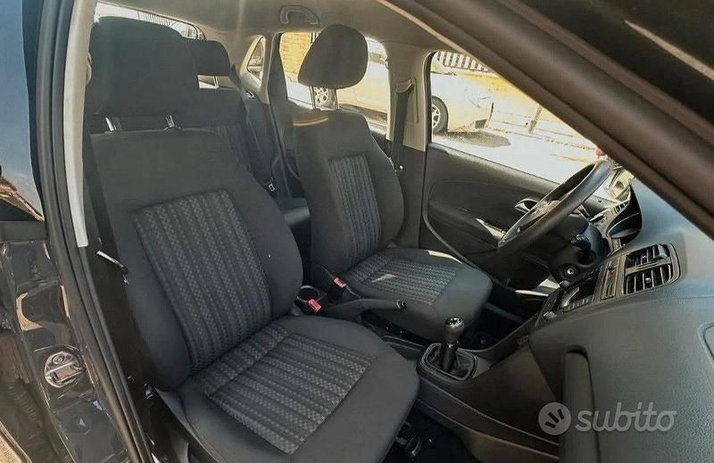 Usata VW Polo 60 CV (44 kW) 2017 Grigio Berlina