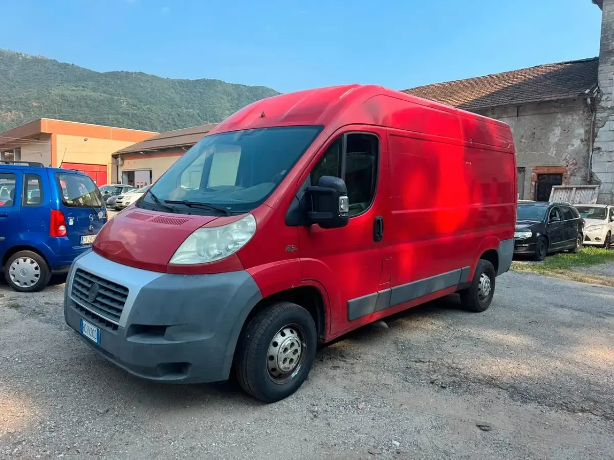 Usata Fiat Ducato 120 CV (88 kW) 2007 Rosso Furgone