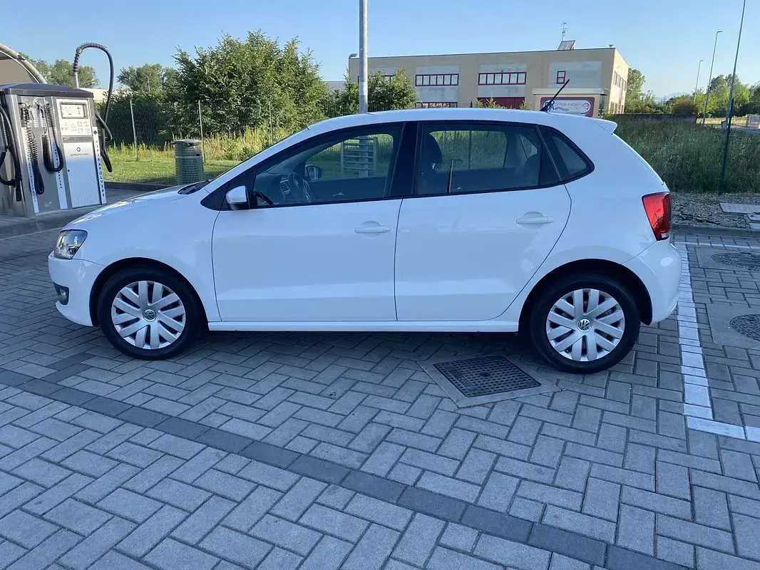 Usata VW Polo Comfortline 69 CV (50 kW) 2012 Bianco Utilitaria