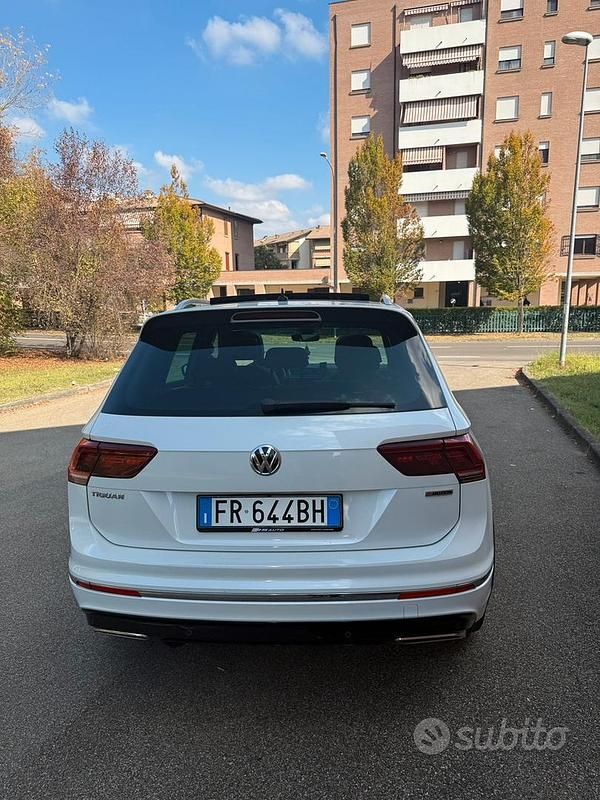 Usata VW Tiguan R-line 239 CV (175 kW) 2018 Bianco SUV