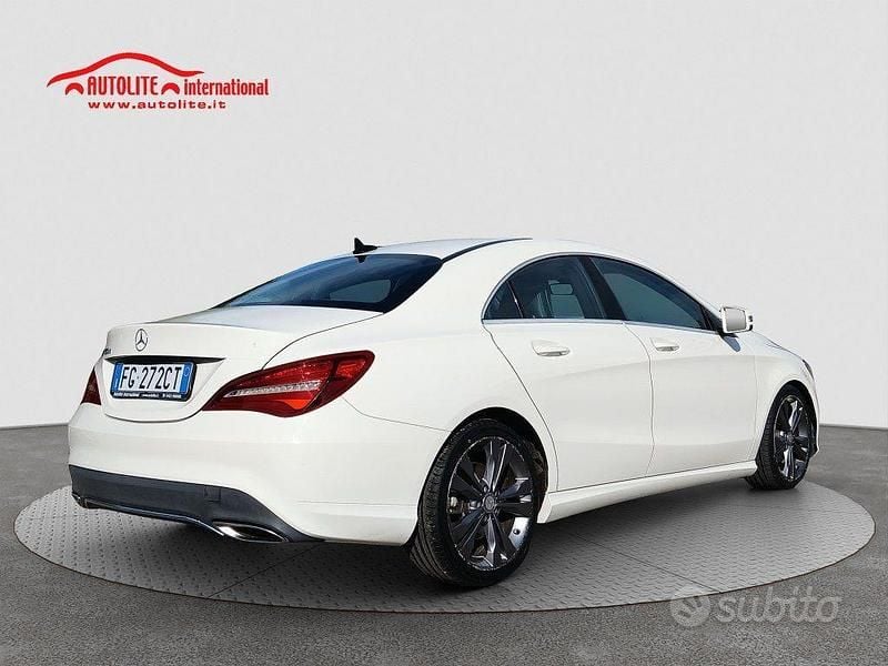 Usata Mercedes CLA200 136 CV (100 kW) 2016 Bianco Berlina