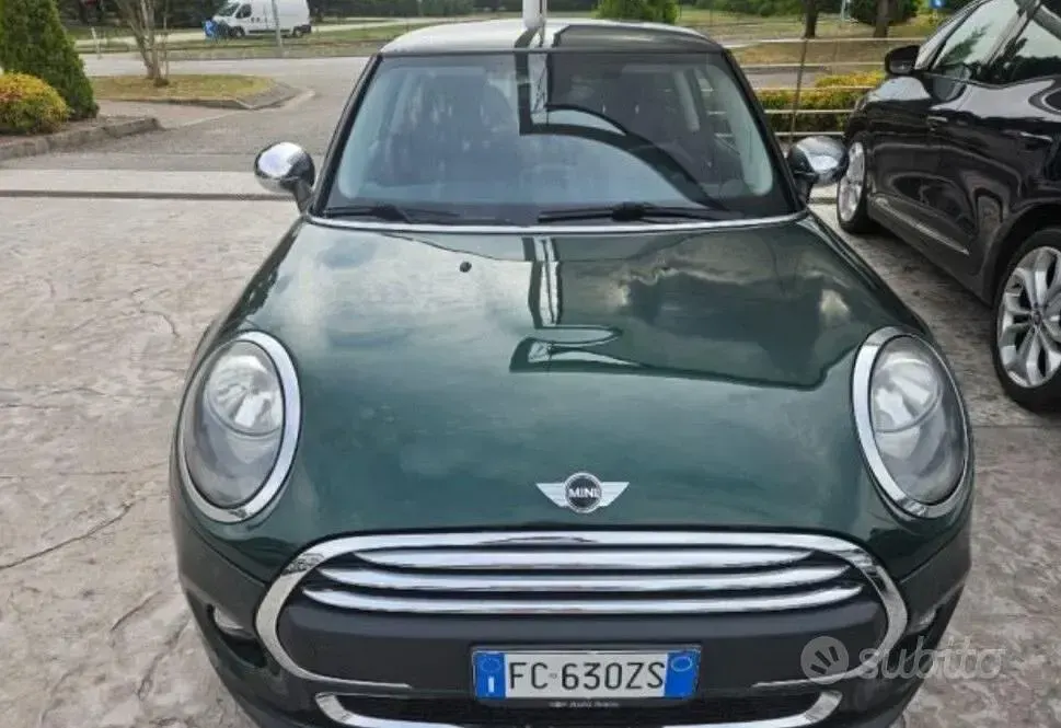 Usata Mini ONE Hype 102 CV (75 kW) 2016 Verde Utilitaria