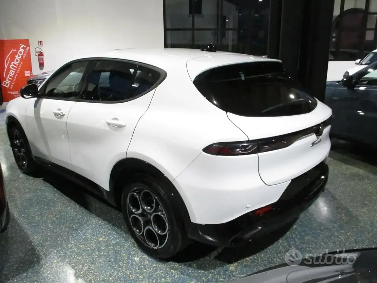 Usata Alfa Romeo Tonale Sprint 131 CV (96 kW) 2024 Bianco SUV