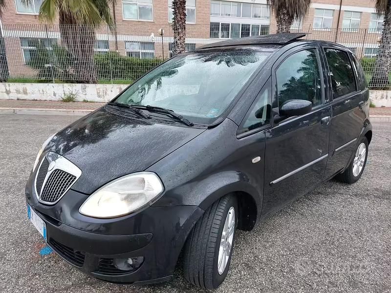 Usata Lancia Musa 2006 Nero Monovolume
