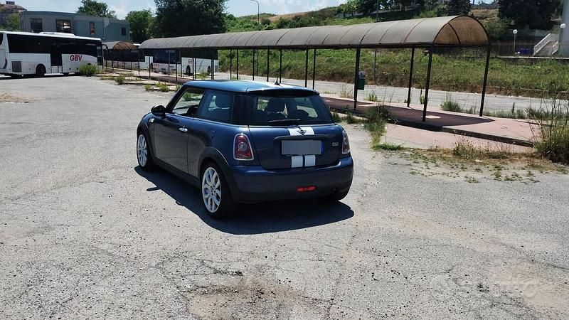 Usata Mini Cooper 95 CV (69 kW) 2009 Utilitaria