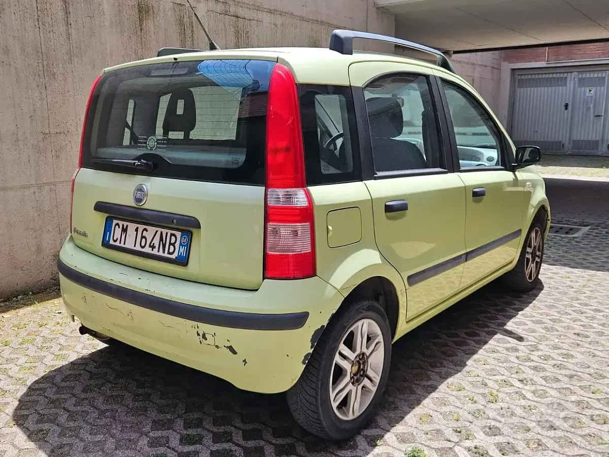 Usata Fiat Panda 60 CV (44 kW) 2004 Giallo Utilitaria