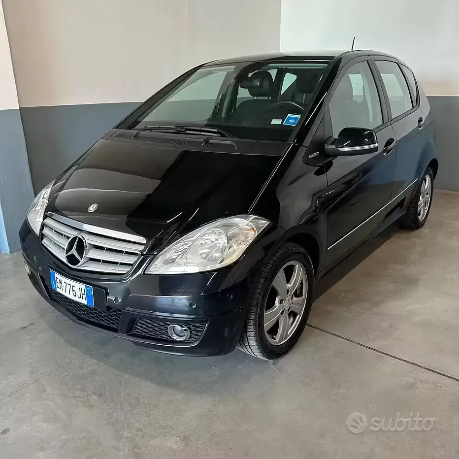 Usata Mercedes A160 Edition 95 CV (69 kW) 2012 Nero Utilitaria