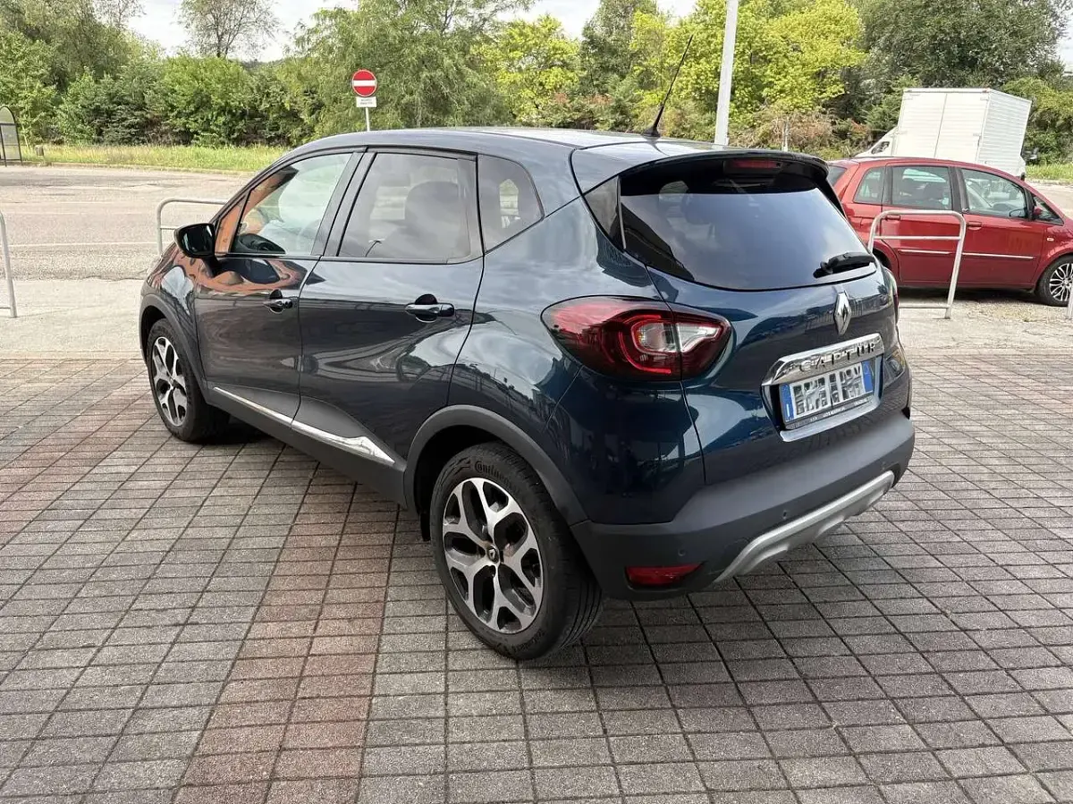 Usata Renault Captur Intens 118 CV (86 kW) 2018 Blu/azzurro SUV