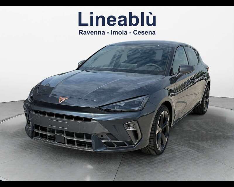 Grigio Nuova 2025 Cupra Leon Tre volumi | 36.300 € (Buon prezzo) - Immagine 1/4