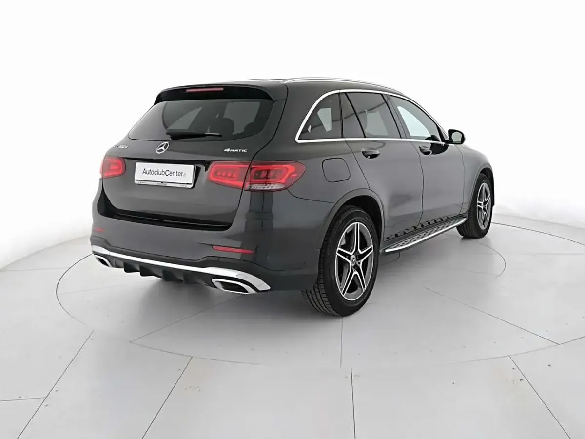 Usata Mercedes GLC300 Premium 245 CV (180 kW) 2020 Nero SUV