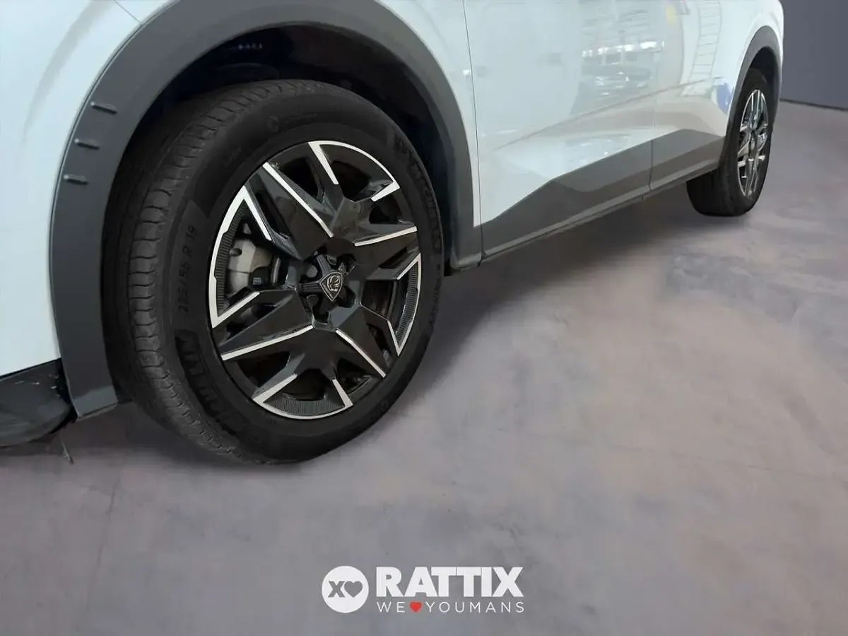 Usata Peugeot 5008 GT 145 CV (106 kW) 2025 Bianco okenite SUV