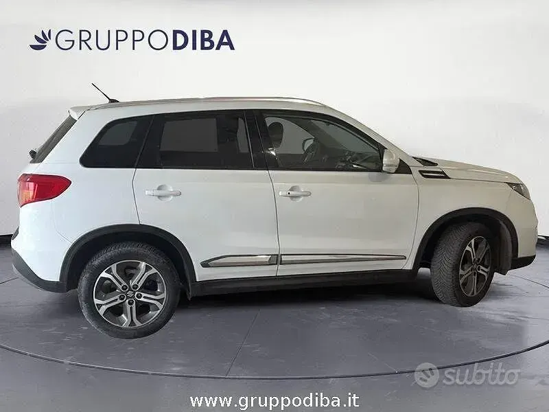 Usata Suzuki Vitara 120 CV (88 kW) 2018 Bianco SUV
