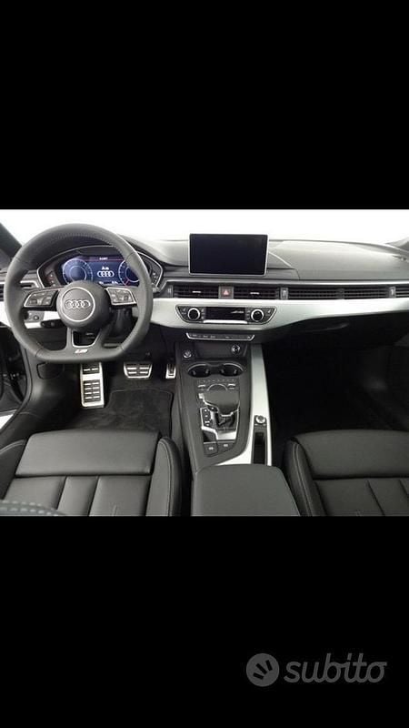 Usata Audi A5 S-Line 190 CV (139 kW) 2019 Grigio Coupé