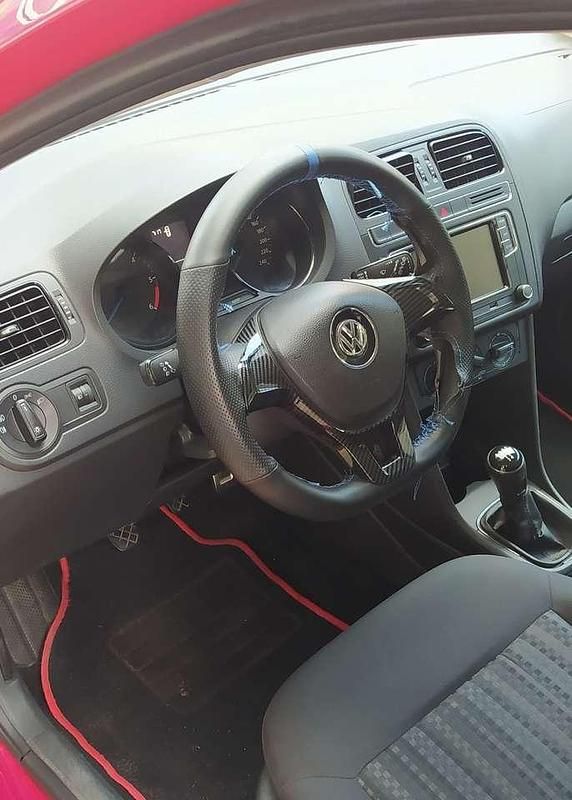 Usata VW Polo Trendline 75 CV (55 kW) 2014 Rosso Berlina