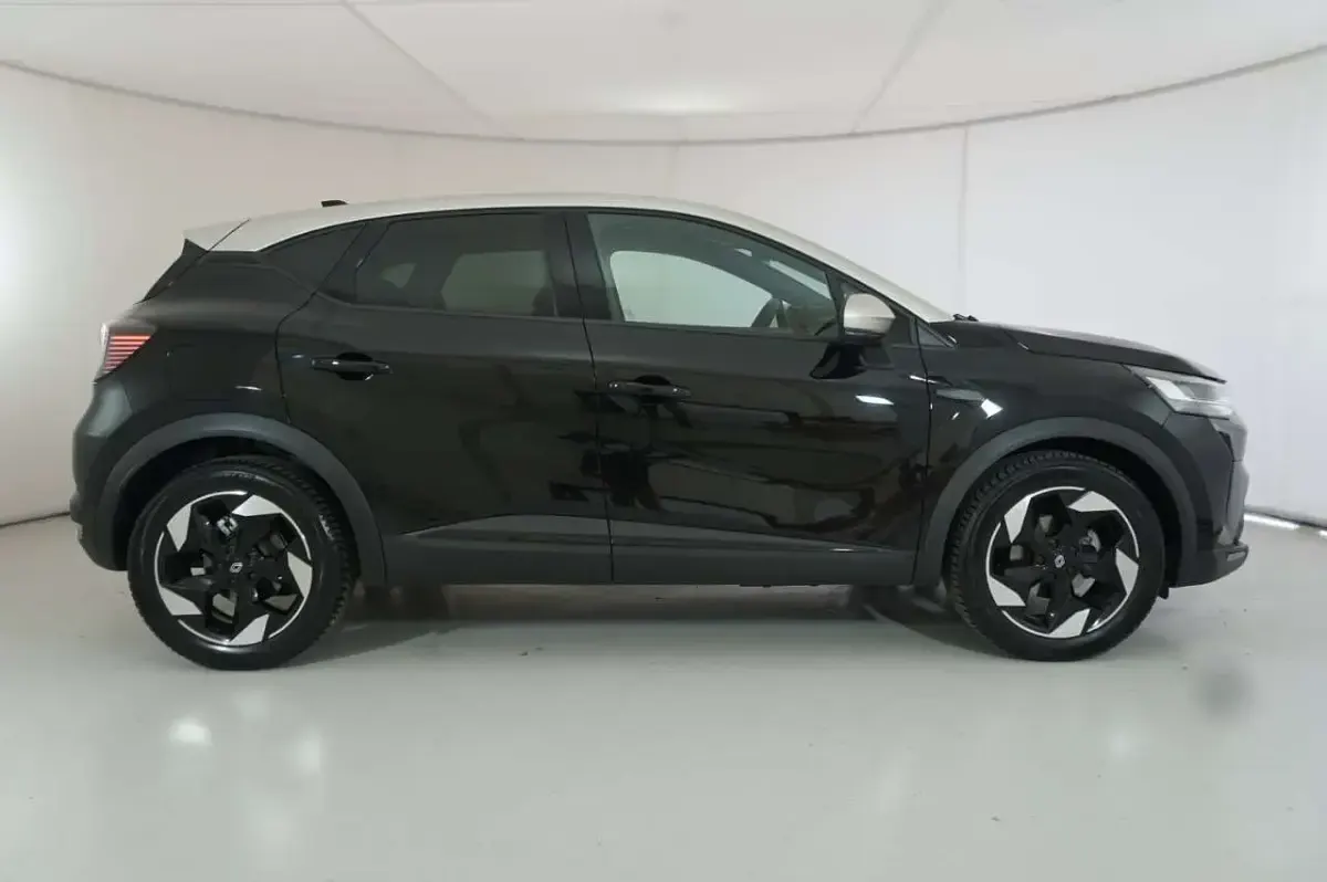 Usata Renault Captur Techno 91 CV (66 kW) 2025 Nero etoile tetto grigio SUV