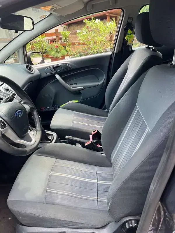 Usata Ford Fiesta 82 CV (60 kW) 2009 Berlina