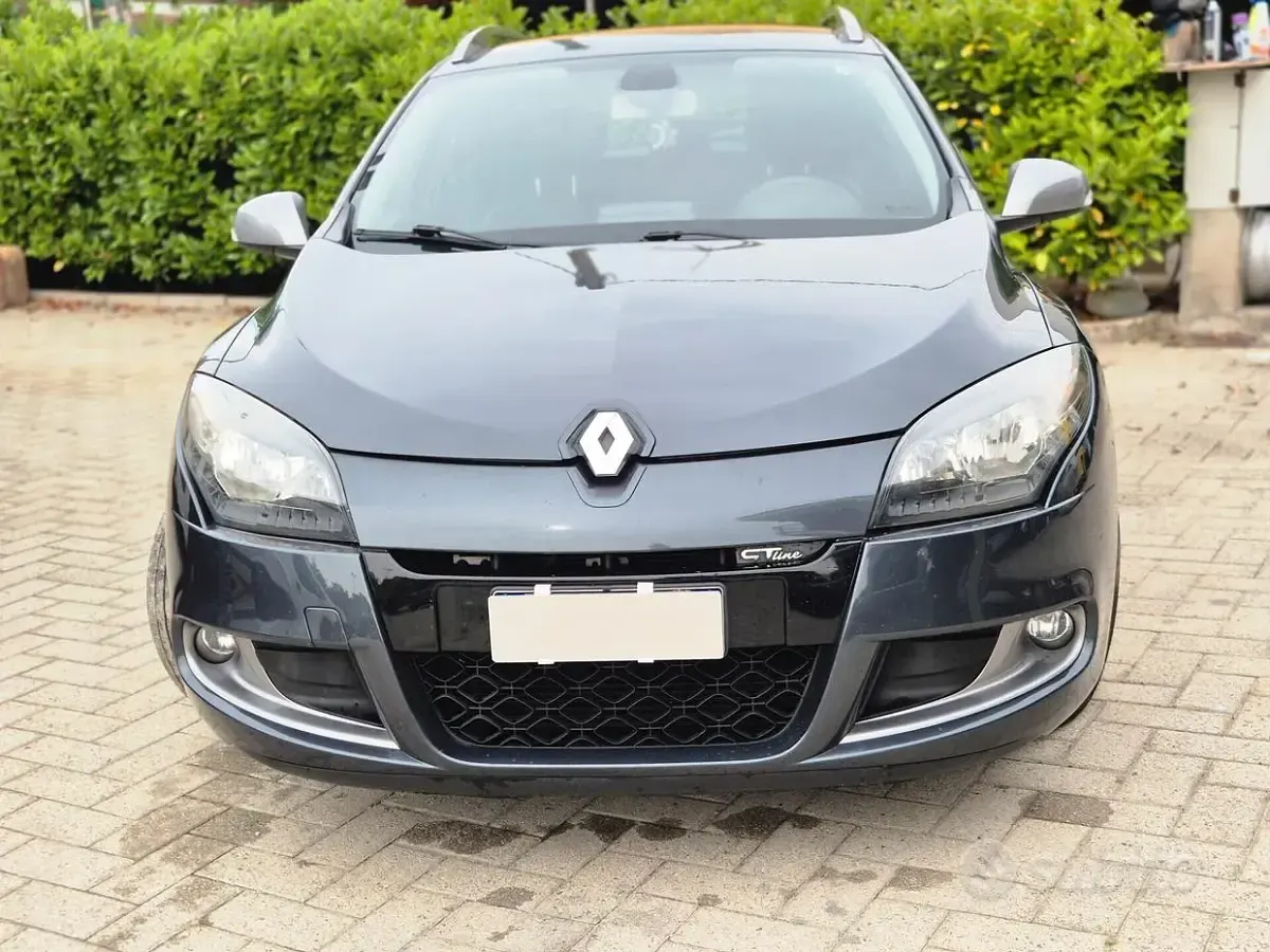 Usata Renault Mégane GT Line GT-Line 110 CV (80 kW) 2011 Giallo Station wagon