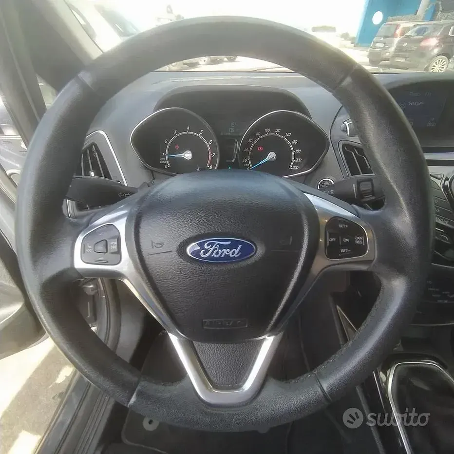 Usata Ford B-MAX Titanium 100 CV (73 kW) 2014 Grigio Monovolume