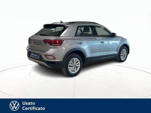 Usata VW T-Roc Life 150 CV (110 kW) 2022 Grigio pastello SUV