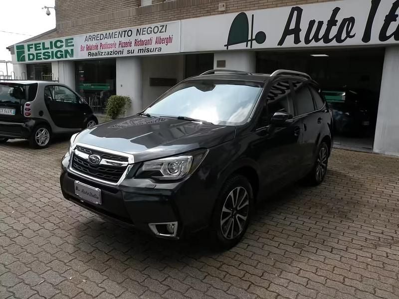 Usata Subaru Forester 146 CV (107 kW) 2017 Grigio SUV