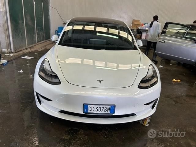 Usata Tesla Model 3 Long Range RWD 152 kW (208 CV) 2020 Berlina