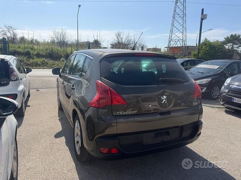 Usata Peugeot 3008 2010 Marrone Station wagon