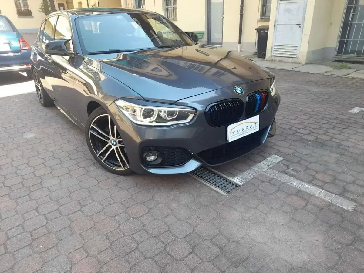 Usata BMW 118 M Sport 150 CV (110 kW) 2019 Grigio Utilitaria