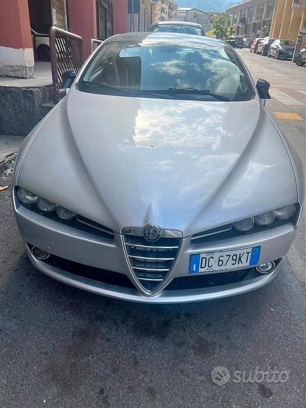 Usata Alfa Romeo Brera 200 CV (147 kW) 2006 Grigio Coupé