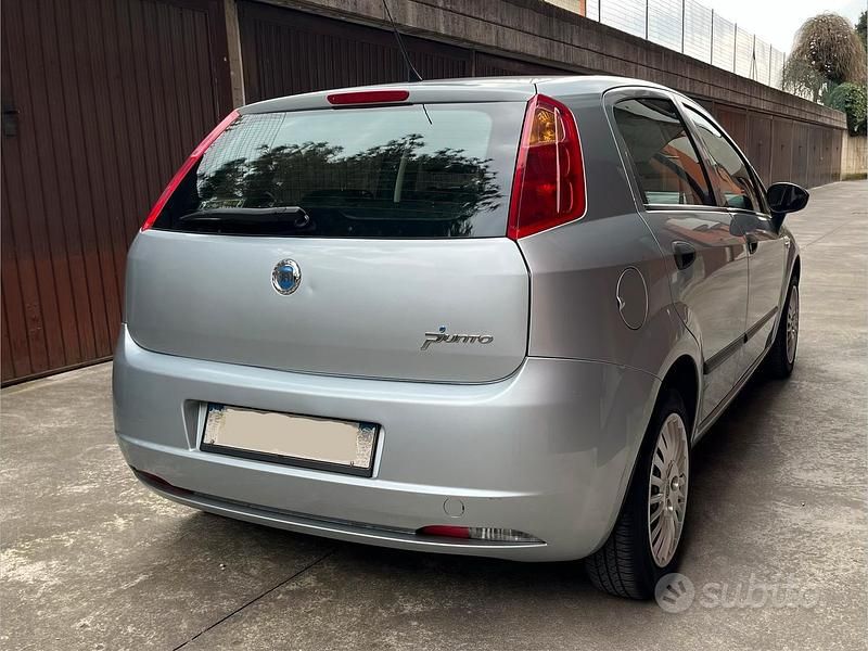 Usata Fiat Grande Punto 2007 Grigio Utilitaria