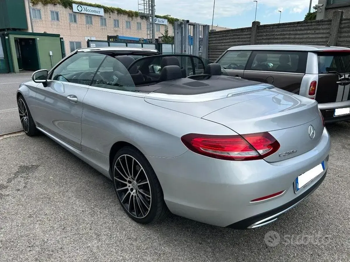 Usata Mercedes C250 204 CV (150 kW) 2017 Grigio Cabrio