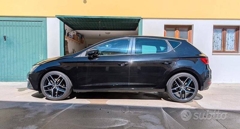 Usata Seat Leon FR 150 CV (110 kW) 2018 Nero Berlina