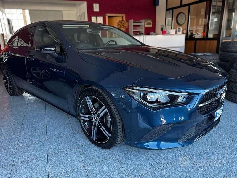 Usata Mercedes CLA200 Shooting Brake 150 CV (110 kW) 2022 Blu denim metallizzato Station wagon