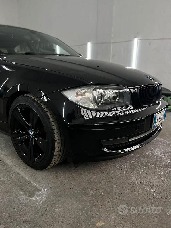 Usata BMW 120 2008 Nero Utilitaria