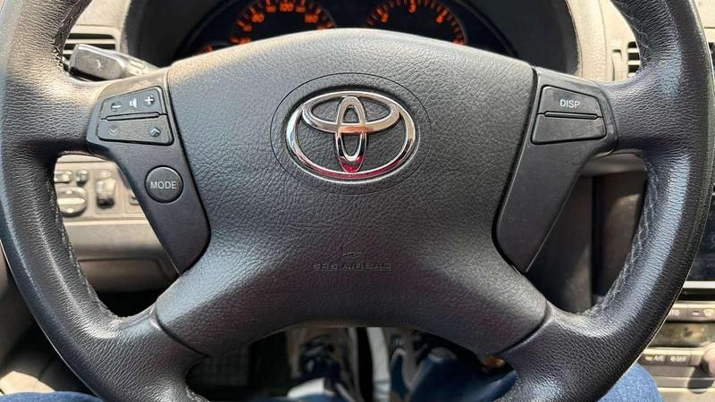 Usata Toyota Avensis 150 CV (110 kW) 2008 Marrone Station wagon