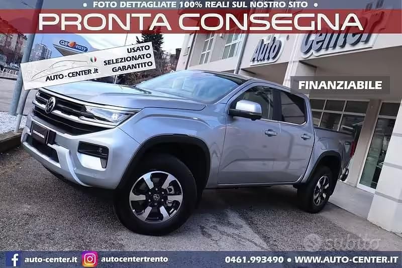 Usata VW Amarok 241 CV (177 kW) 2024 Grigio Pick-up