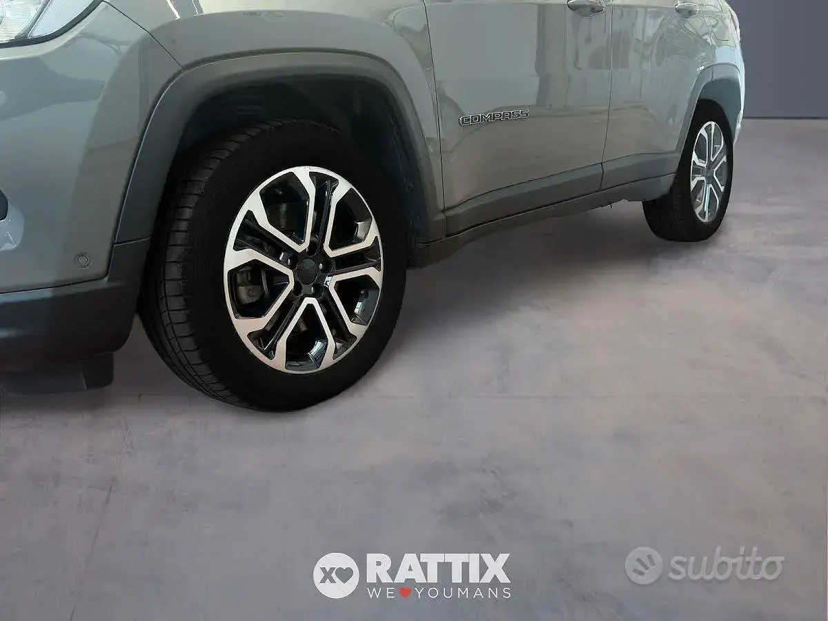 Usata Jeep Compass Limited 131 CV (96 kW) 2021 Sting gray SUV