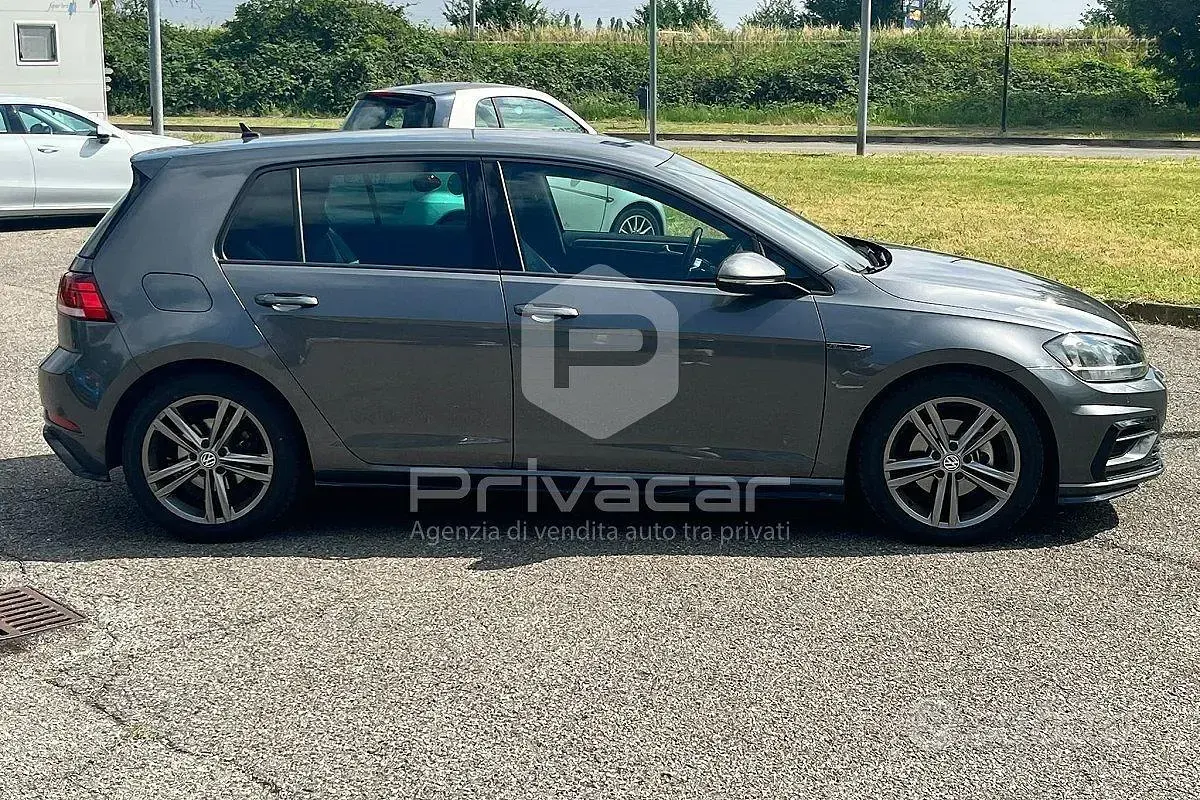 Usata VW Golf VII Trendline 116 CV (85 kW) 2019 Grigio Utilitaria