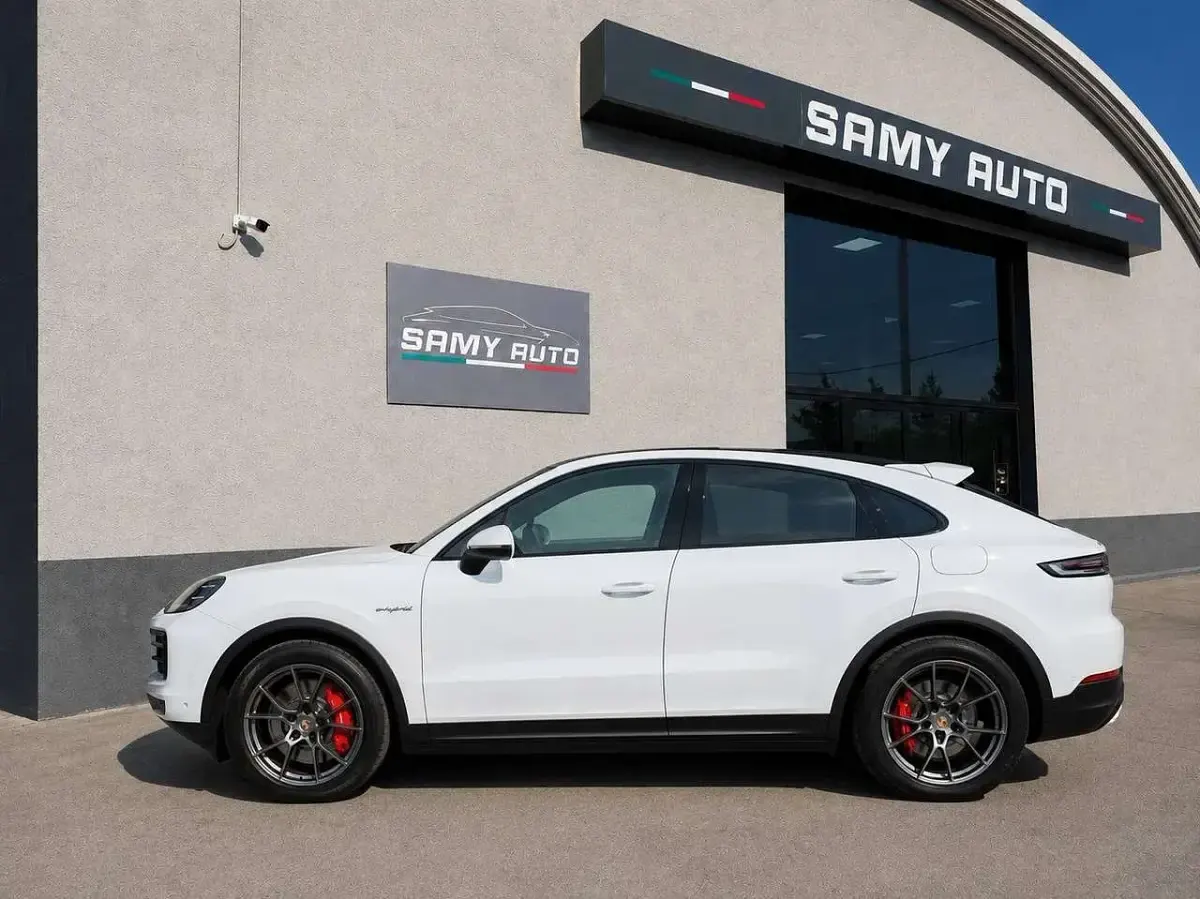 Usata Porsche Cayenne Turbo 519 CV (381 kW) 2025 Bianco SUV