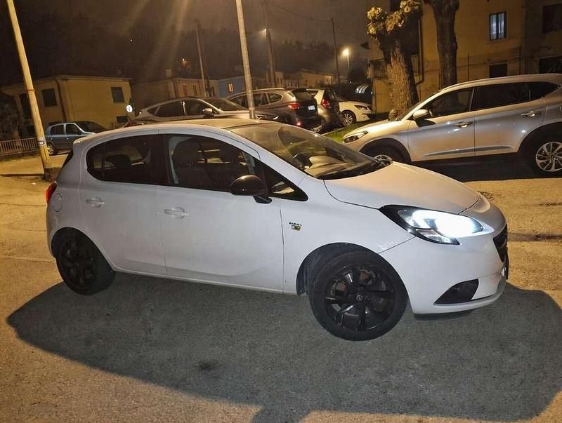 Usata Opel Corsa 75 CV (55 kW) 2017 Bianco Utilitaria