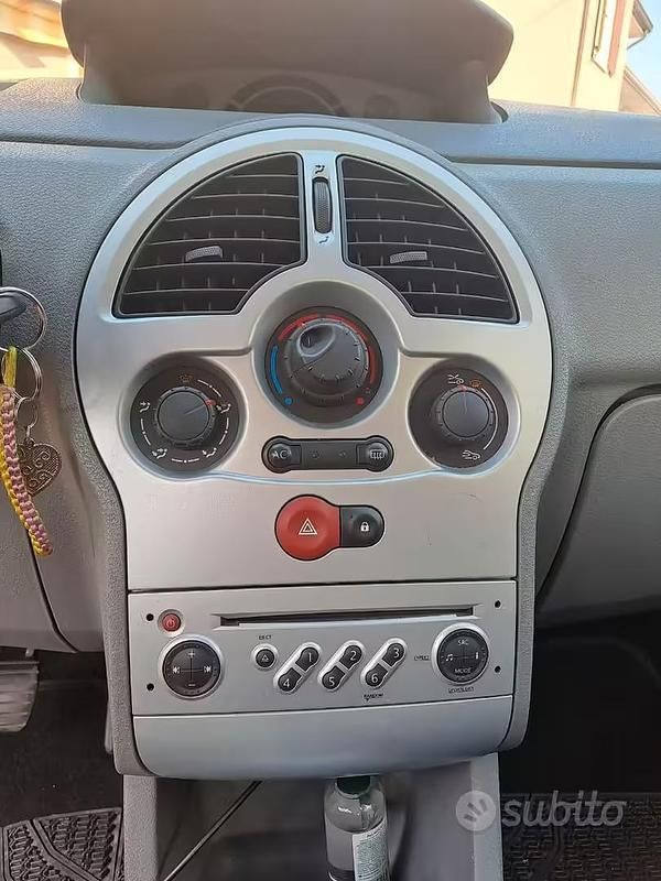 Usata Renault Grand Modus 2009 Blu Monovolume