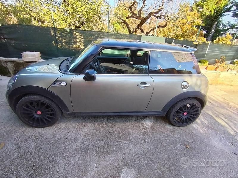 Usata Mini Cooper S 2006 Grigio Utilitaria