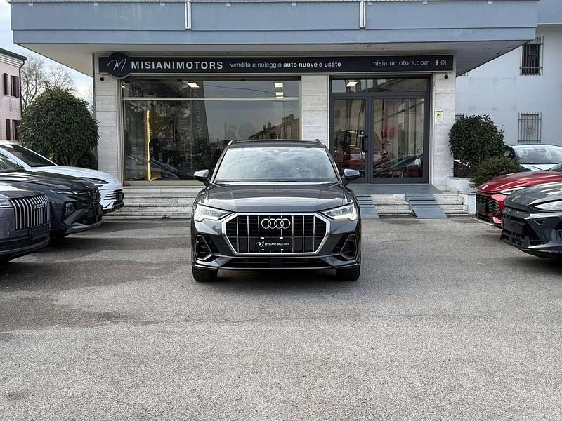 Usata Audi Q3 S-Line 150 CV (110 kW) 2024 Grigio SUV