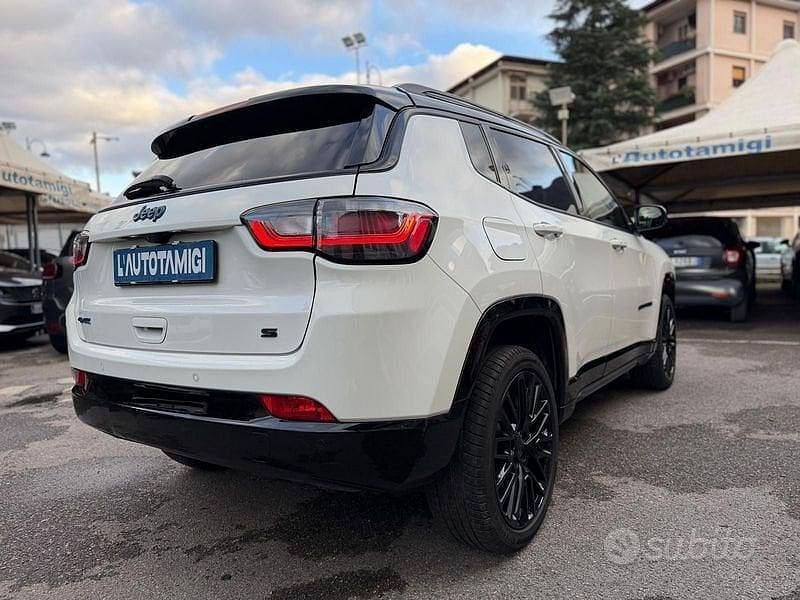 Usata Jeep Compass 240 CV (176 kW) 2023 Bianco SUV