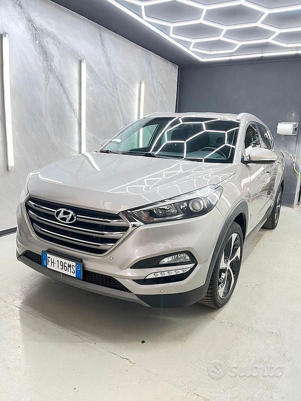 Usata Hyundai Tucson Xpossible 141 CV (103 kW) 2017 SUV