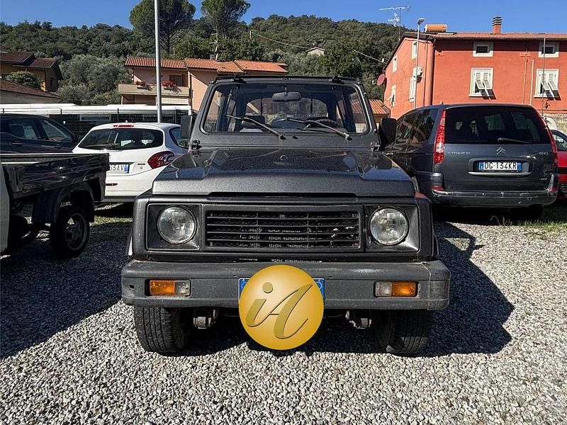 Usata Suzuki Samurai 64 CV (47 kW) 1990 Grigio SUV