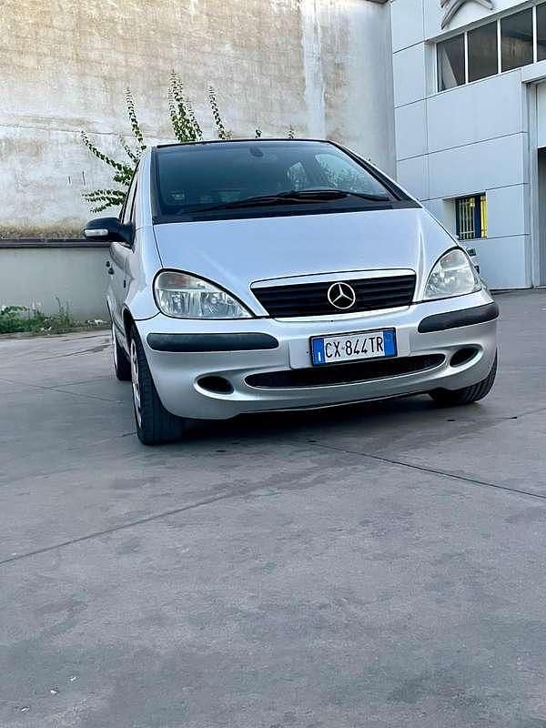 Usata 2005 Mercedes A170 Classic Monovolume | 2000 € (Buon prezzo) - Immagine 1/4